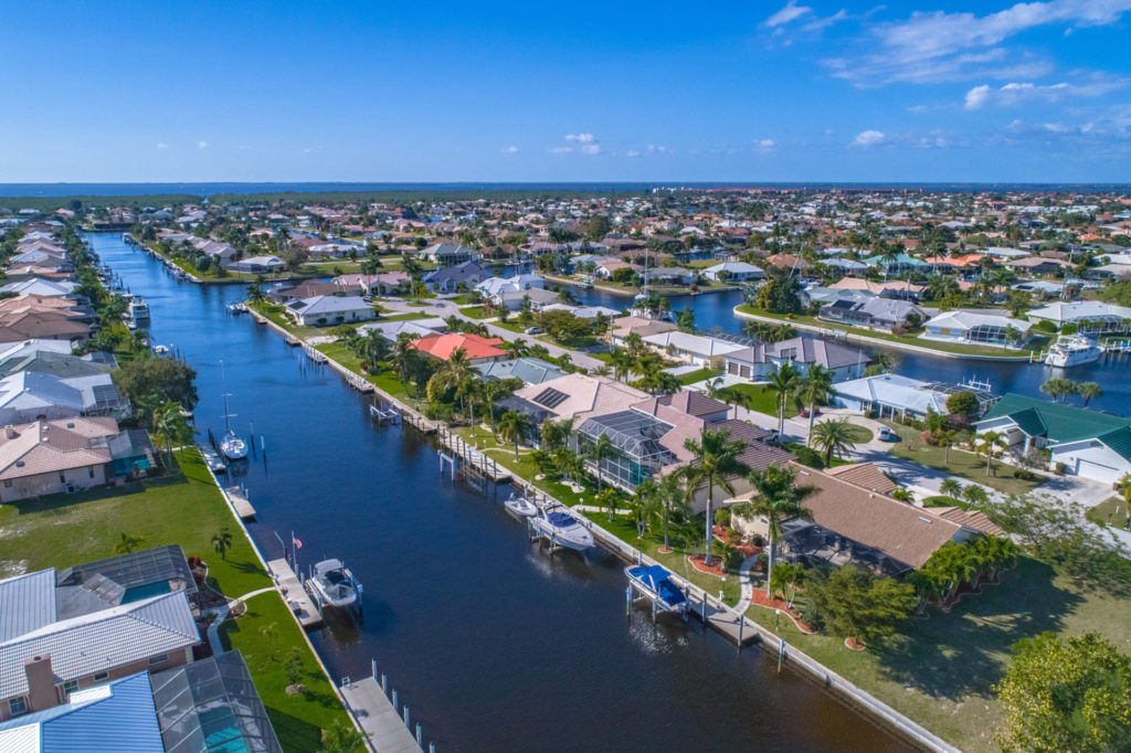 Port Charlotte vacation rentals and canal