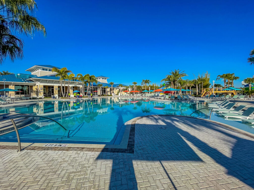 Pool area at Windsor Island Resort